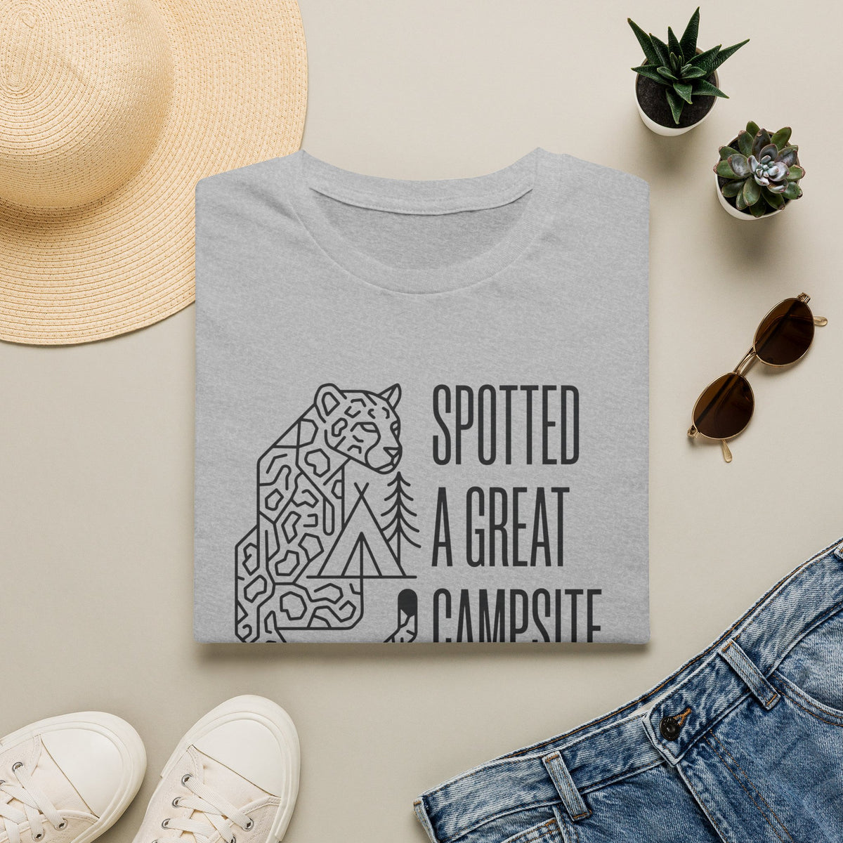 Spotted a great camp site leopard – Adventure Graphic Line Art T-Shirt