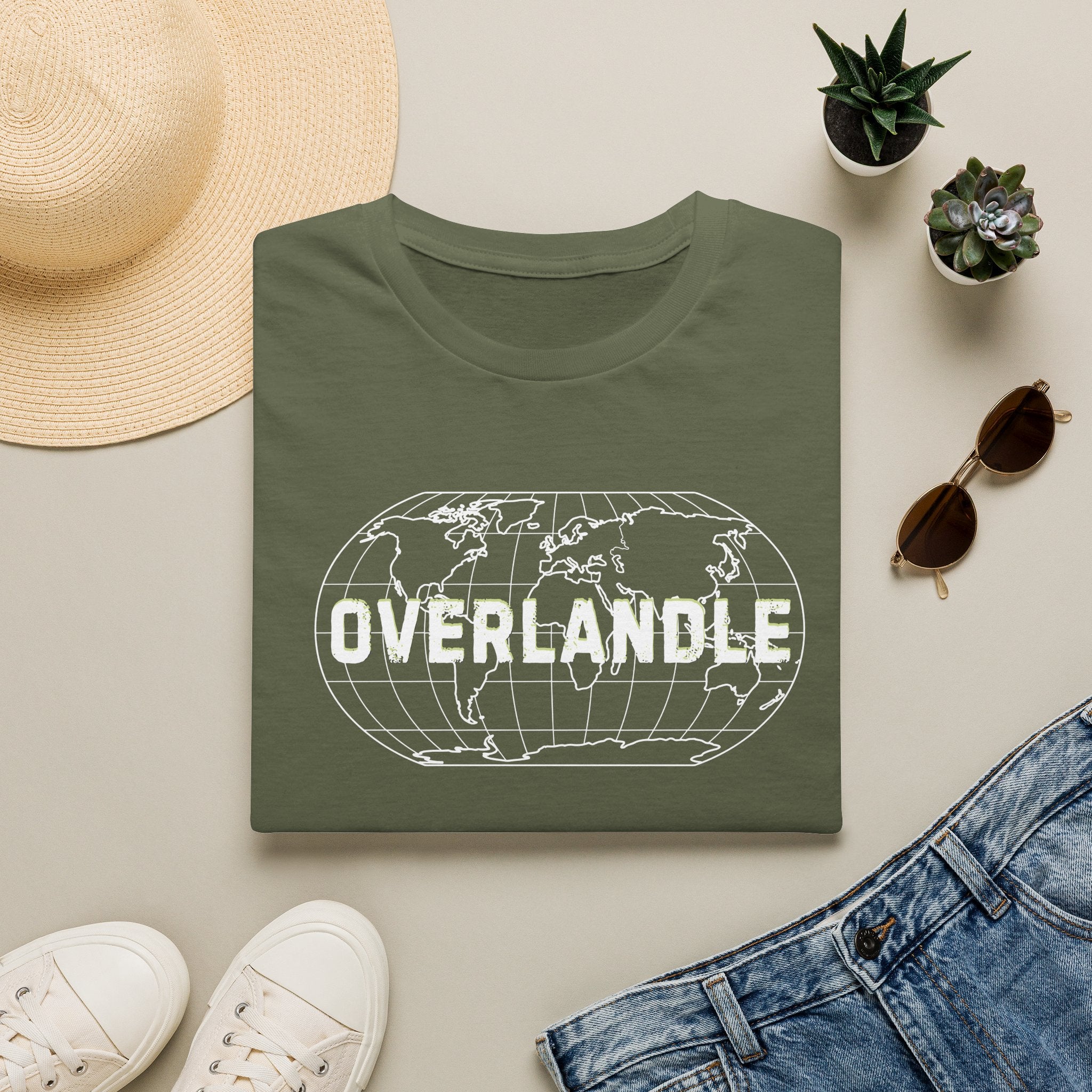 Overlandle globe – Adventure Graphic Art T-Shirt