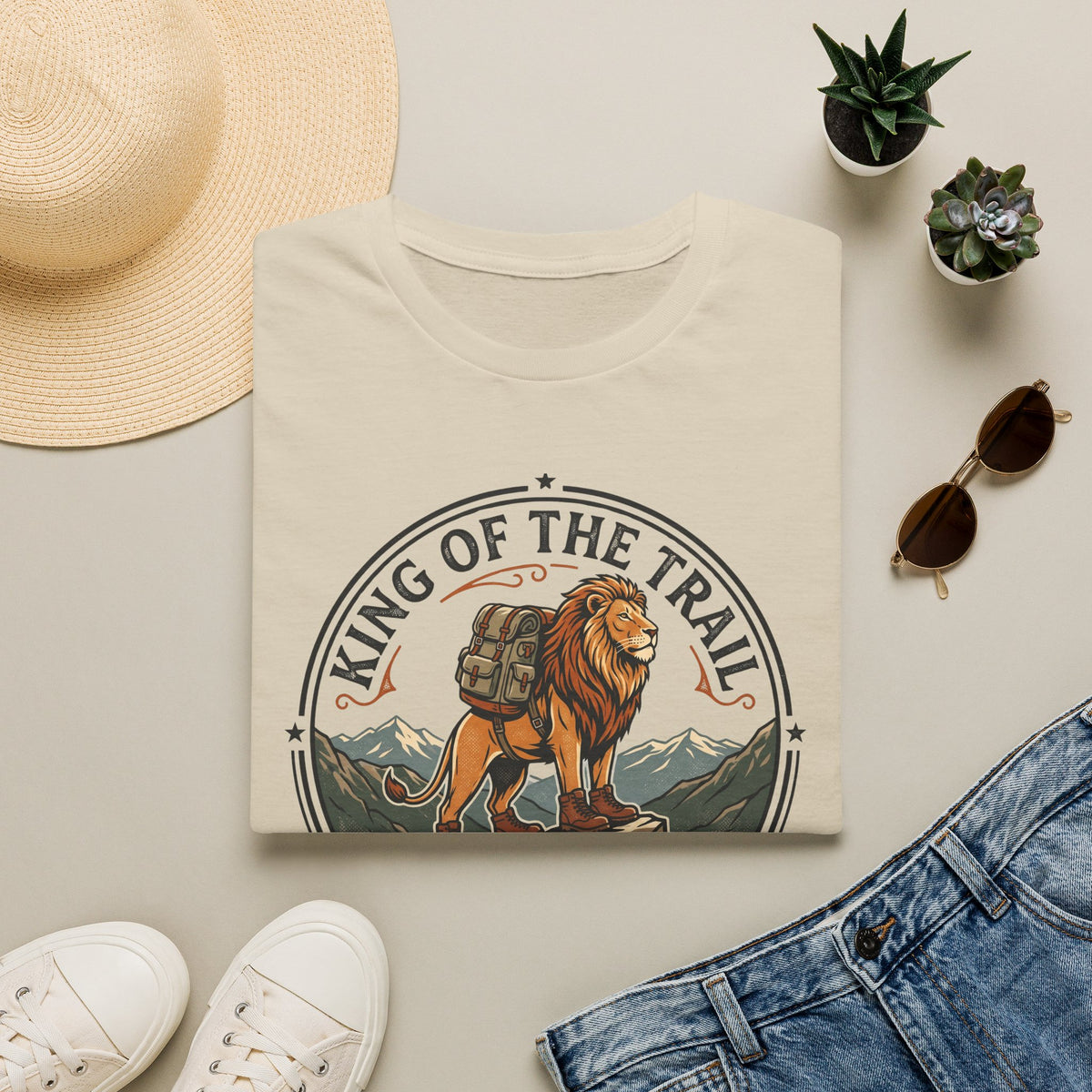 King of the trail lion - – Adventure Graphic Badge Art T-Shirt