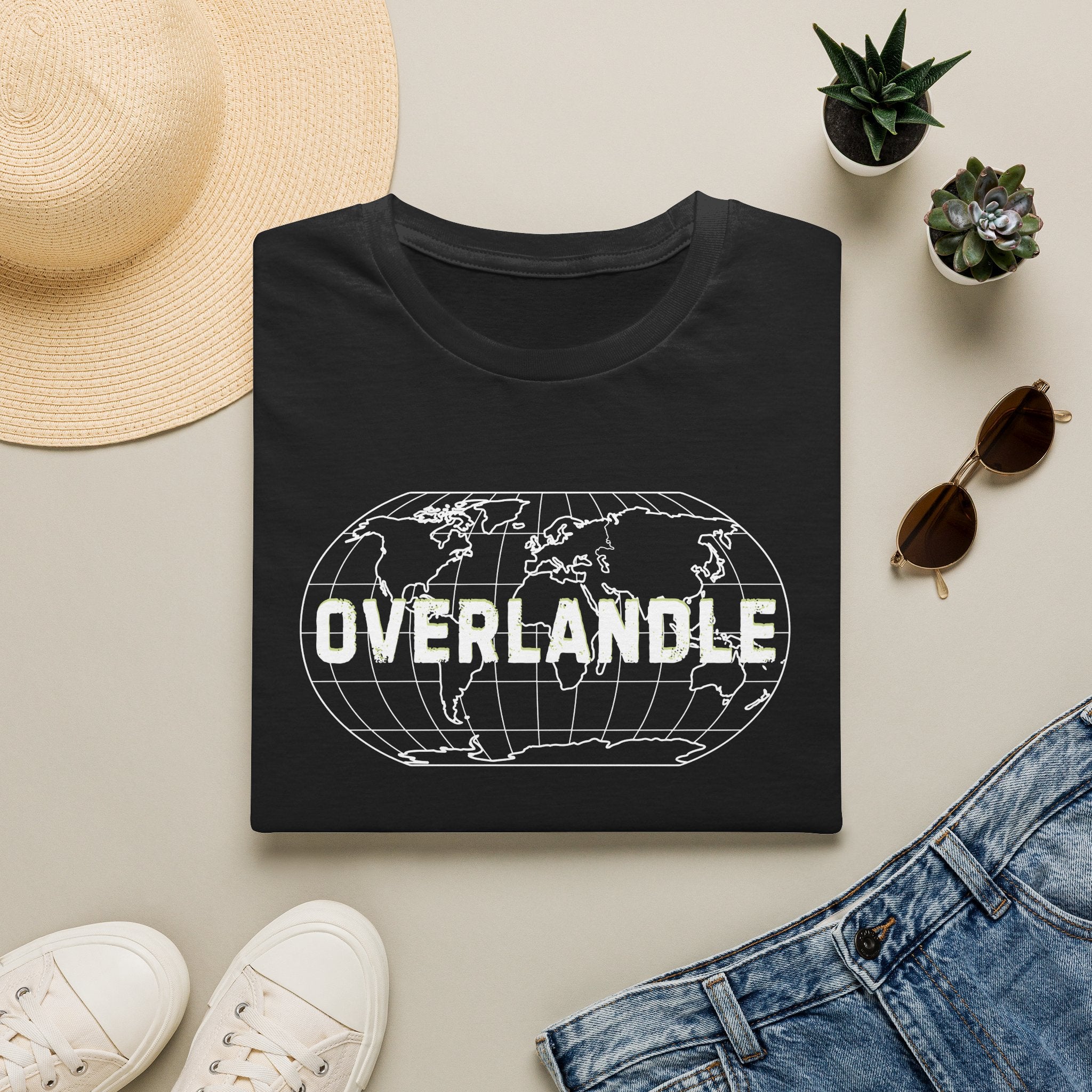 Overlandle globe – Adventure Graphic Art T-Shirt