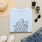 Leave only paws prints cougar – Adventure Graphic Line Art T-Shirt