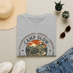 Camp slow wander far tortoise – Adventure Graphic Badge Art T-Shirt
