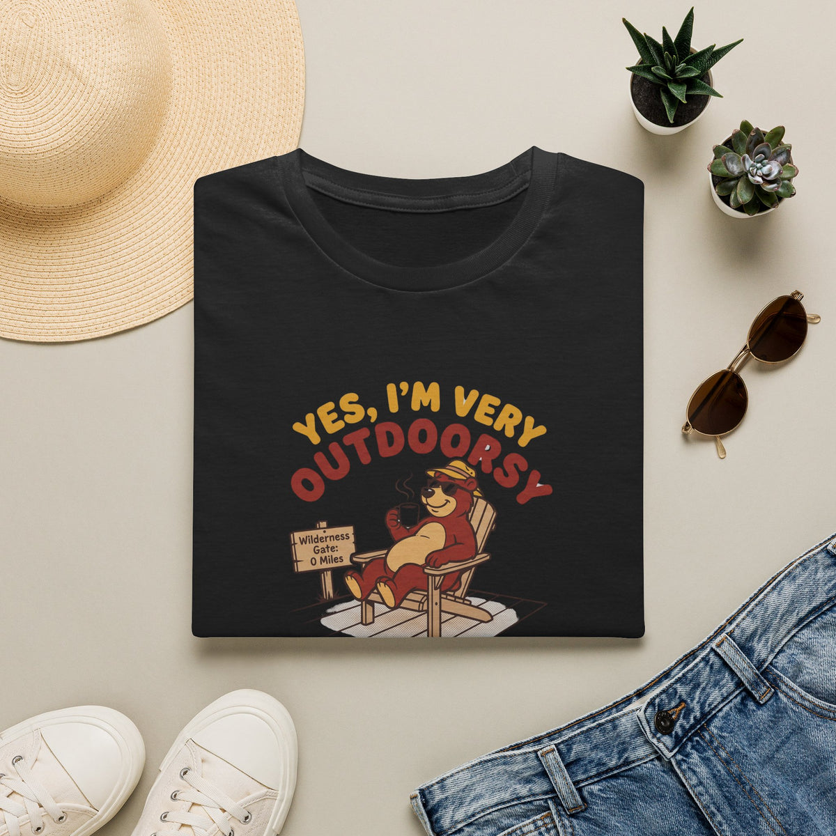 I am outdoorsy bear – Adventure Graphic Cartoon Art T-Shirt