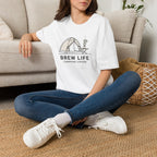 Brew life campfire coffee – Adventure Graphic Line Art T-Shirt