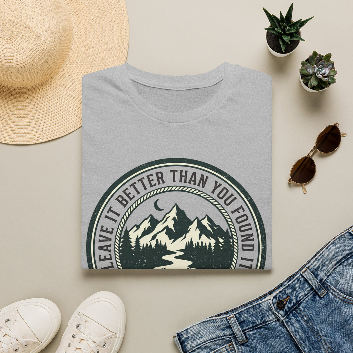 Leave it better – Adventure Graphic Badge T-Shirt
